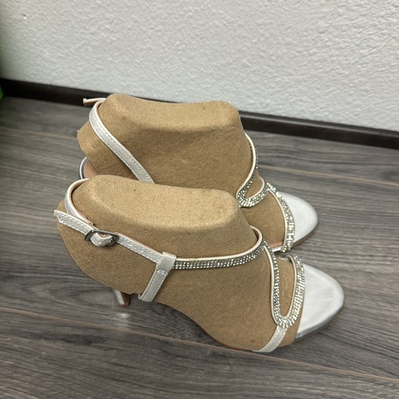 BCBGENERATION Joliny Stiletto Sandals - Picture 5 of 7